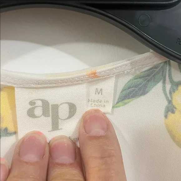 Lemon print blouse - Picture 7 of 8